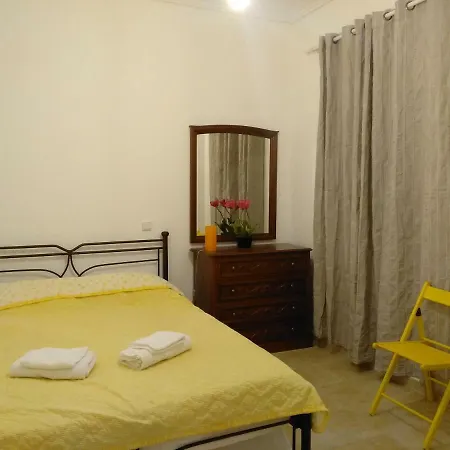 בית הארחה Platána 	Kymi Bay House מראה חיצוני תמונה