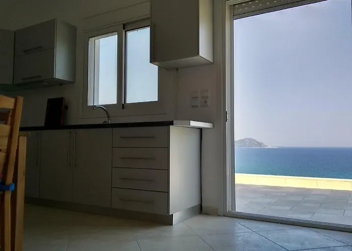 Kymi Bay House