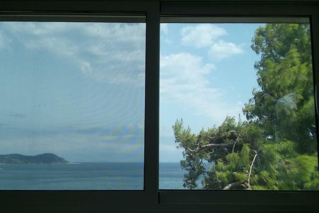 Kymi Bay House
